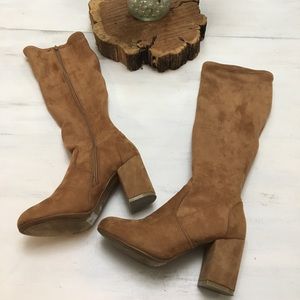 Knee High Tan/Light Brown Suede Boots